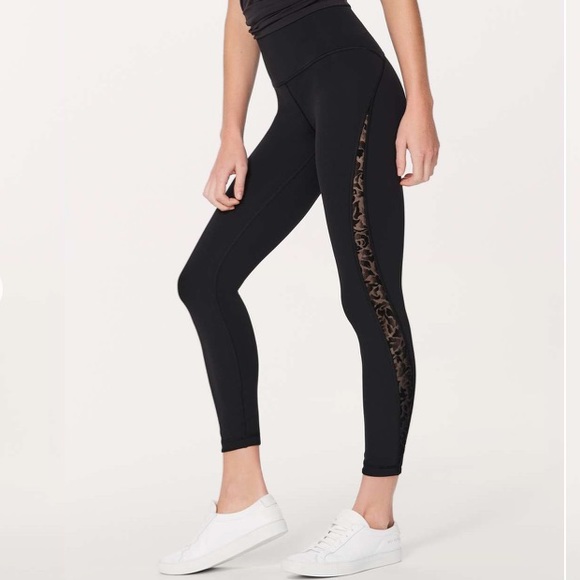 HP🎉 Lululemon Meant To Move Tight (25") in Black - Picture 1 of 10